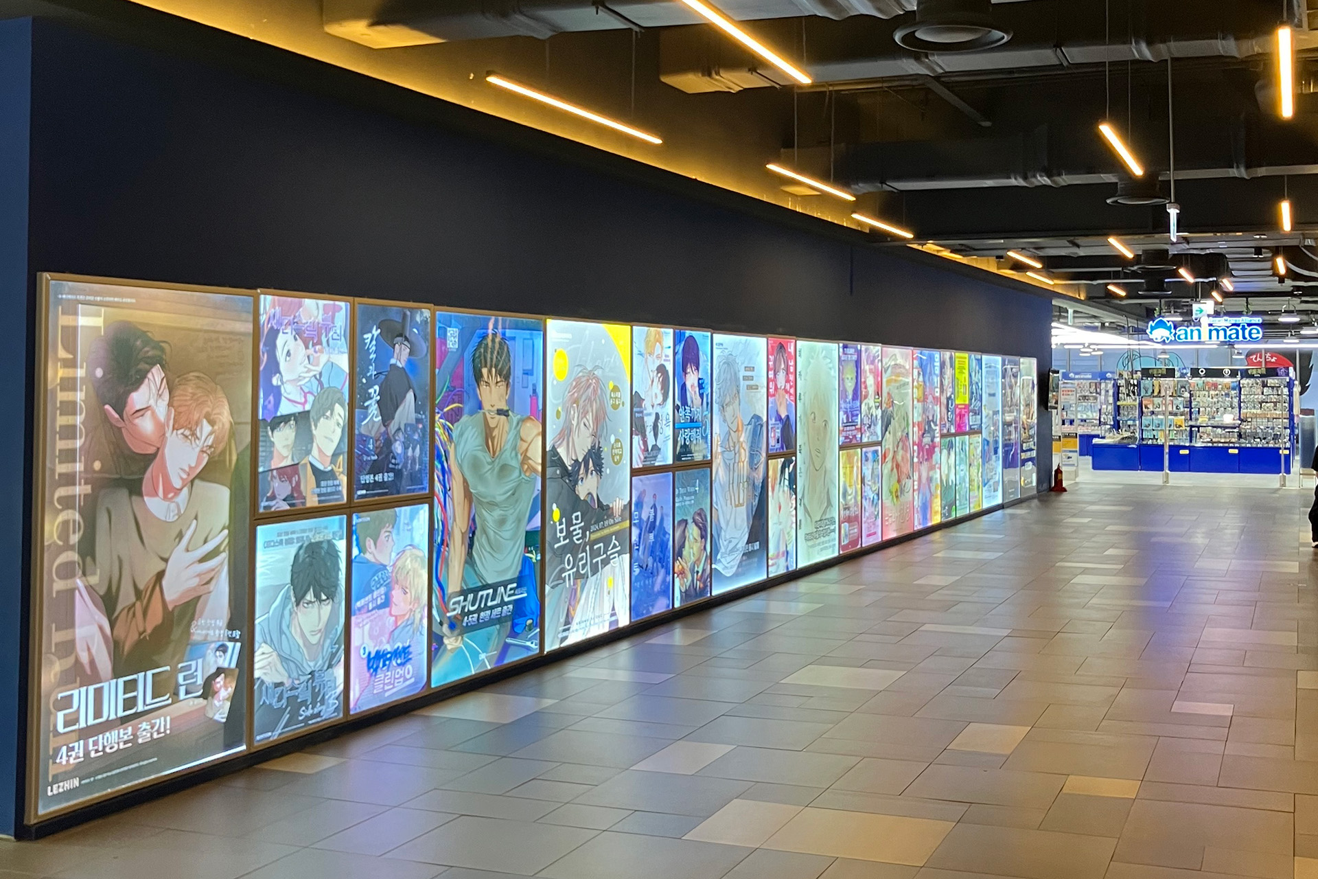 アニメイト KOREA main store ホンデ